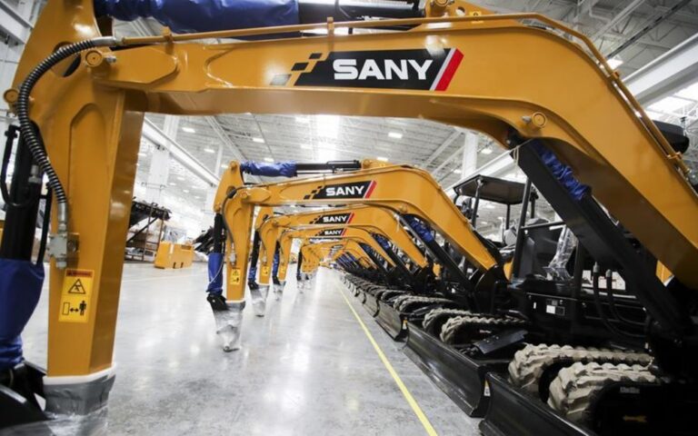 The Reshoring Paradox: Why Factories Keep Building Even as Costs Climb